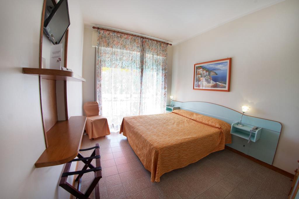 Hotel Capo Circeo Centro Benessere & Padel San Felice Circeo Eksteriør bilde