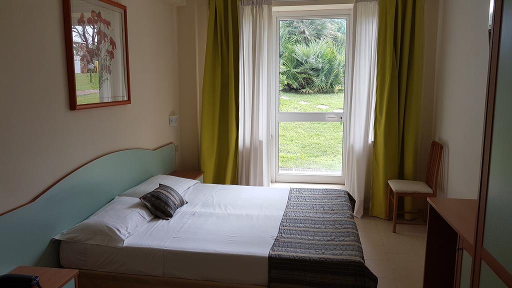 Hotel Capo Circeo Centro Benessere & Padel San Felice Circeo Eksteriør bilde